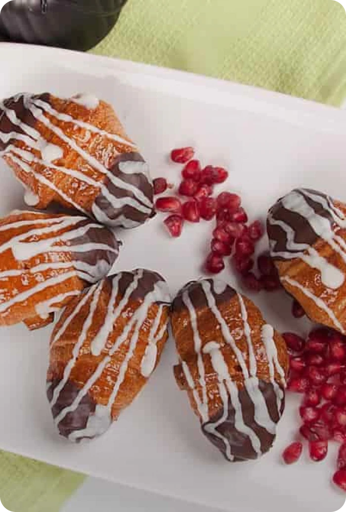 Croissant Decor Crema